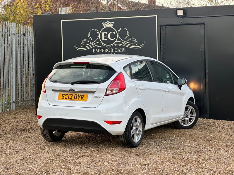FORD FIESTA