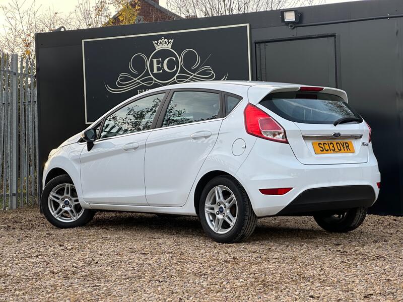 FORD FIESTA
