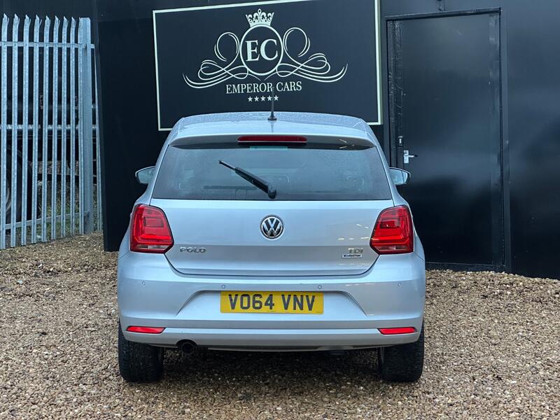 VOLKSWAGEN POLO