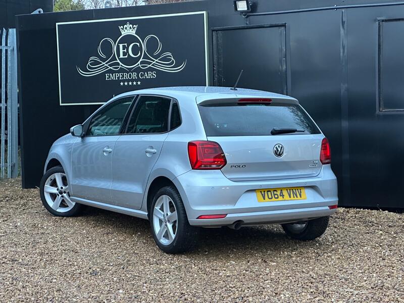 VOLKSWAGEN POLO