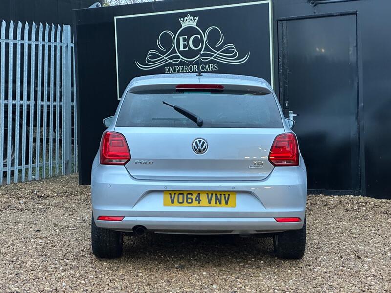 VOLKSWAGEN POLO