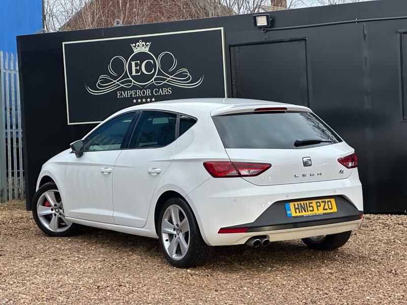 SEAT LEON