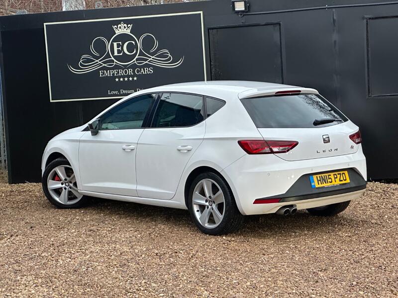 SEAT LEON