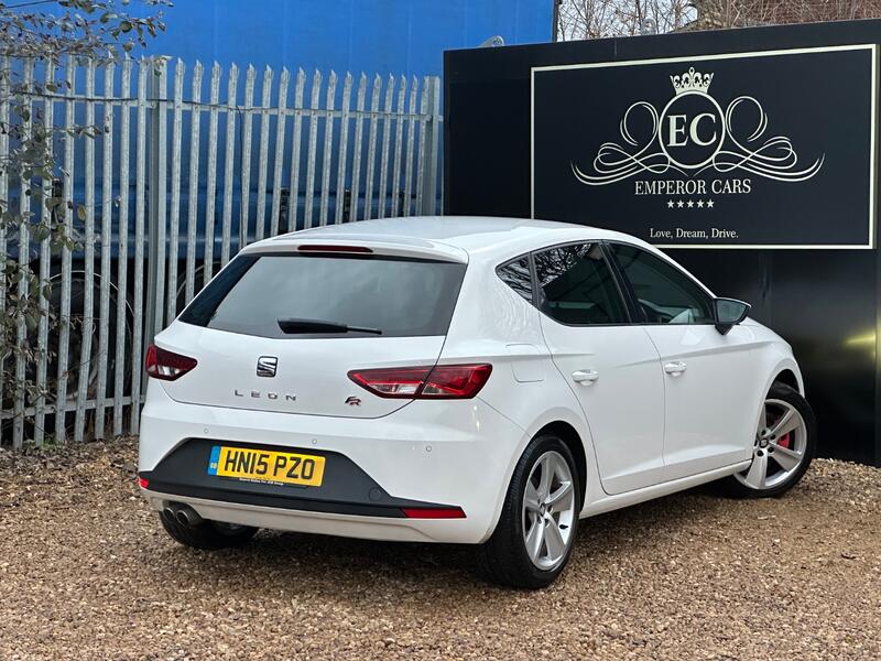 SEAT LEON