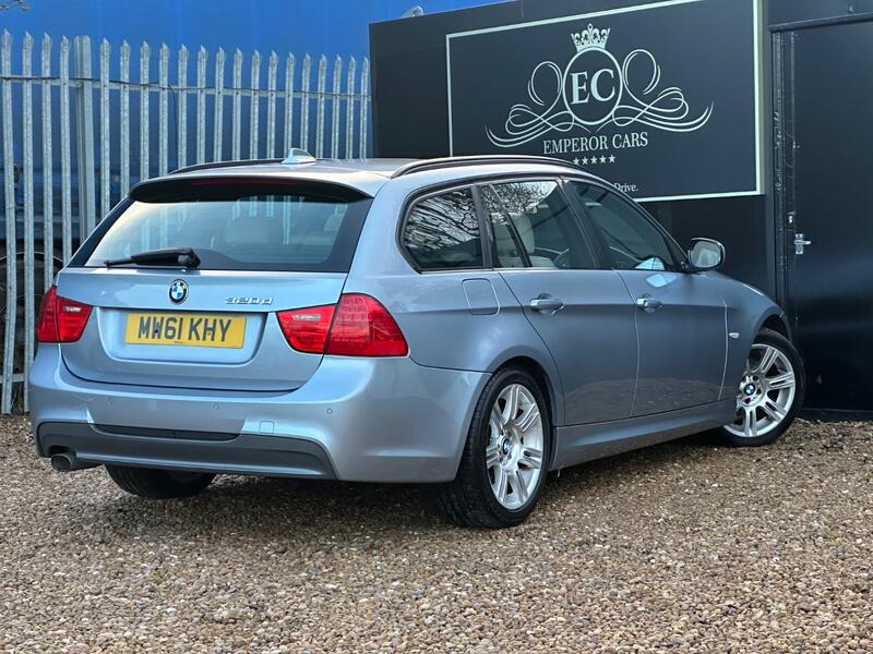 BMW 3 SERIES