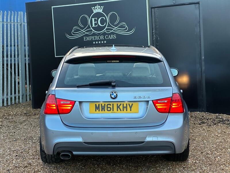 BMW 3 SERIES