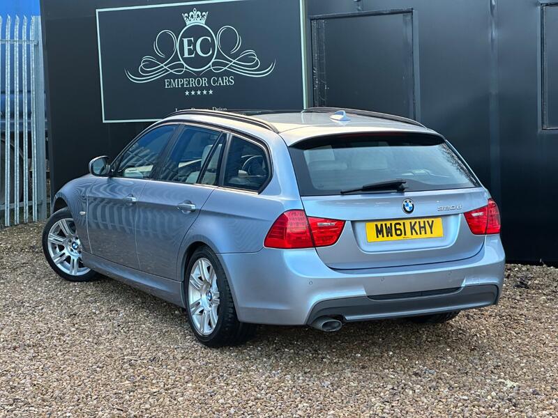 BMW 3 SERIES