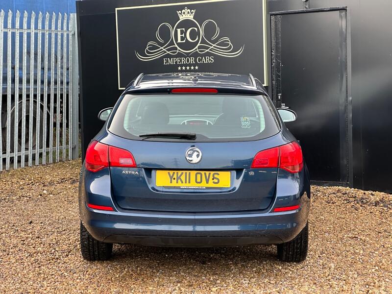 VAUXHALL ASTRA