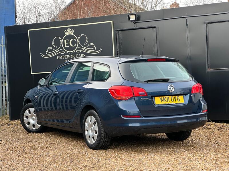 VAUXHALL ASTRA