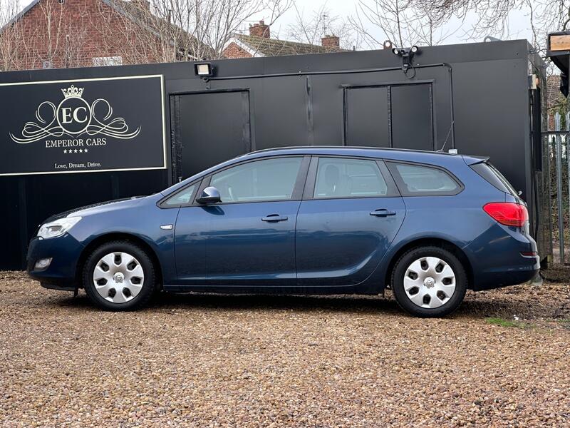 VAUXHALL ASTRA
