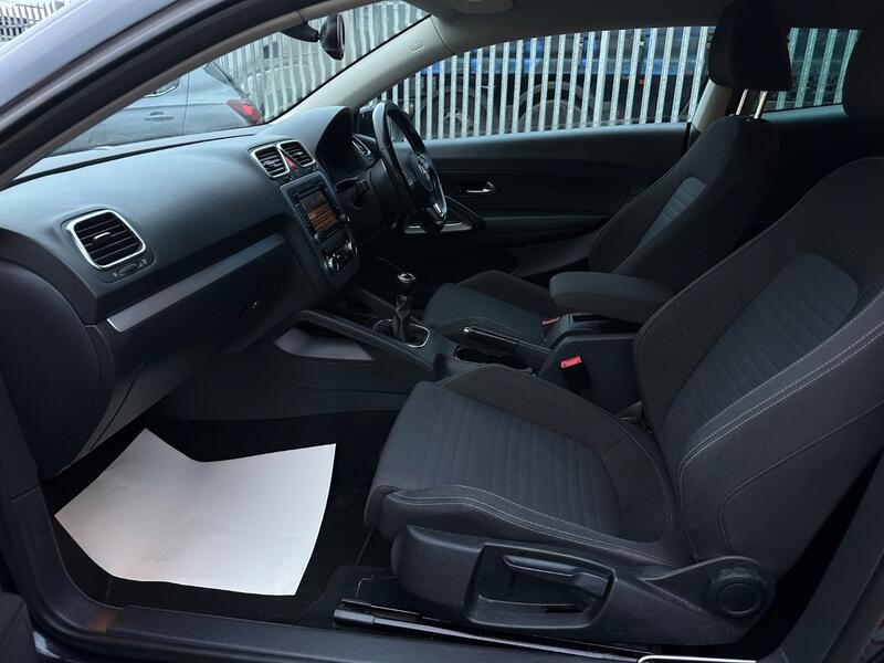 VOLKSWAGEN SCIROCCO