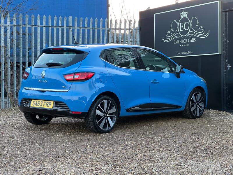 RENAULT CLIO
