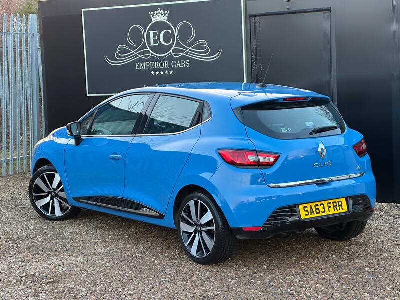 RENAULT CLIO