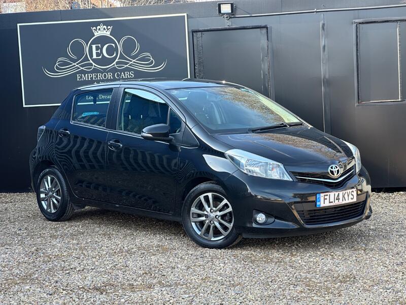 TOYOTA YARIS