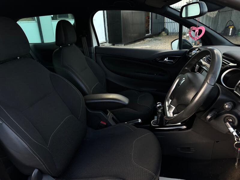 CITROEN DS3