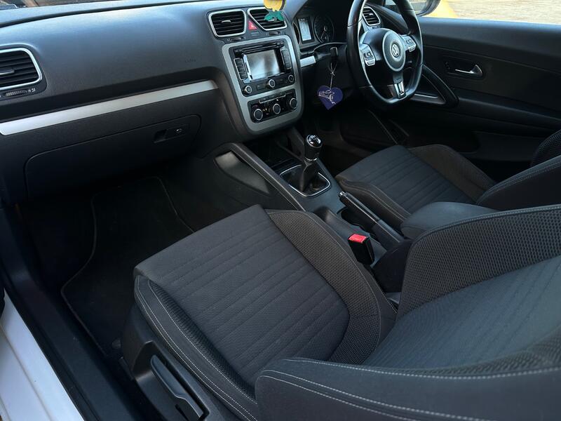 VOLKSWAGEN SCIROCCO