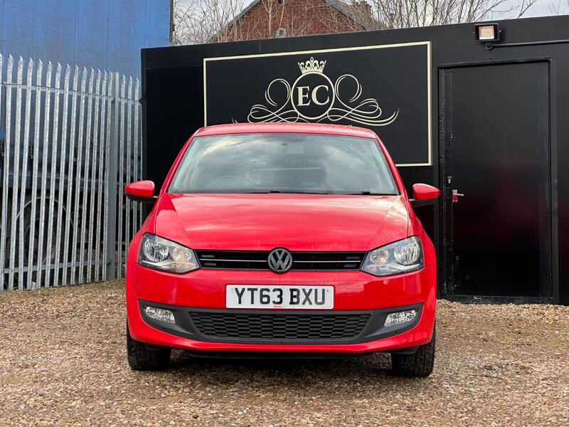 VOLKSWAGEN POLO