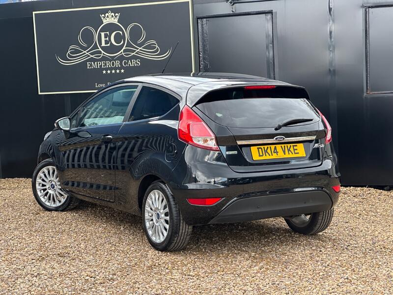 FORD FIESTA