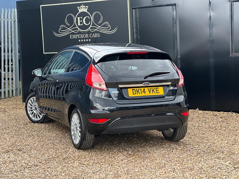 FORD FIESTA