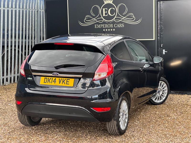 FORD FIESTA