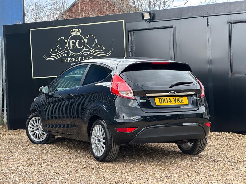 FORD FIESTA
