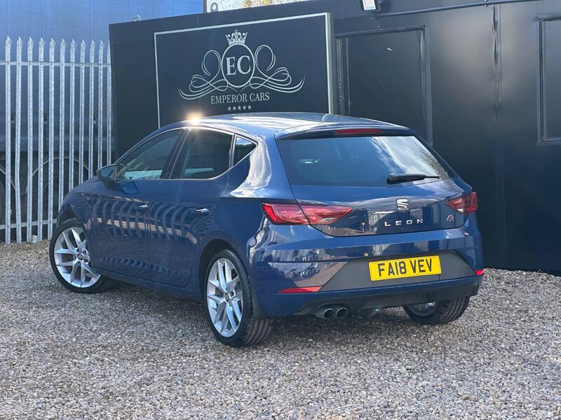 SEAT LEON