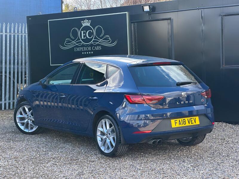 SEAT LEON