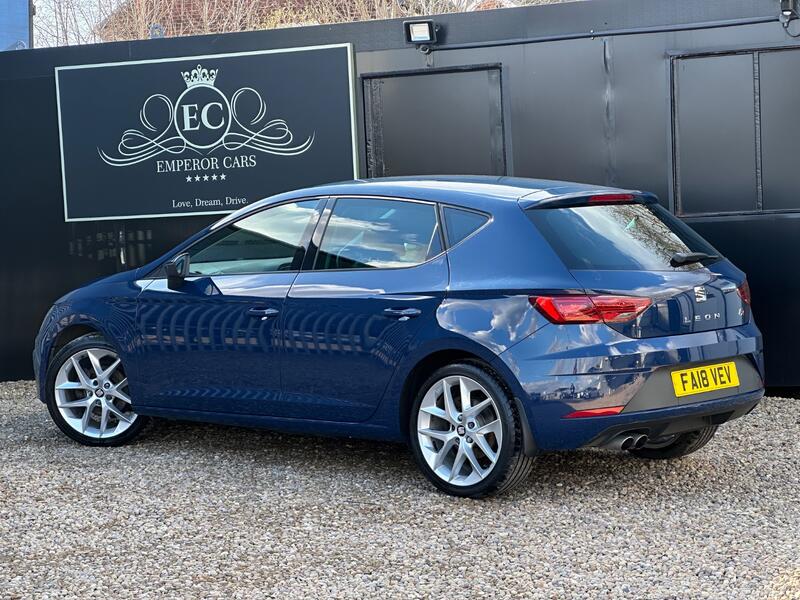 SEAT LEON