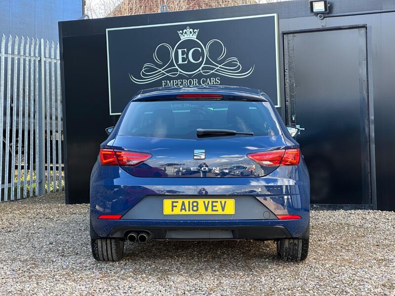 SEAT LEON