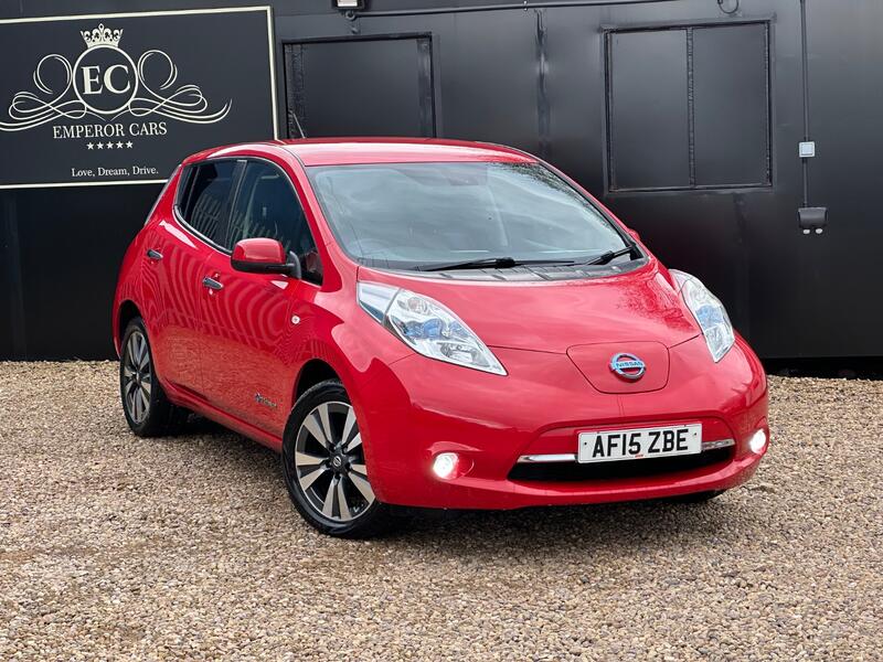 NISSAN LEAF