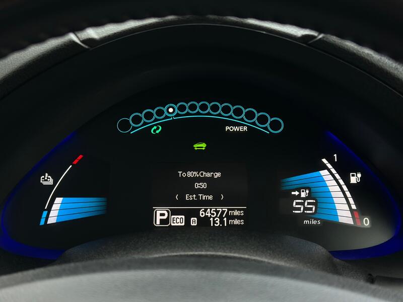 NISSAN LEAF